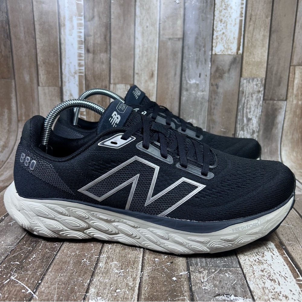 New Balance 880 Shoes Women 10 Men 8.5 Black Fresh Foam Running Sneakers M880B14